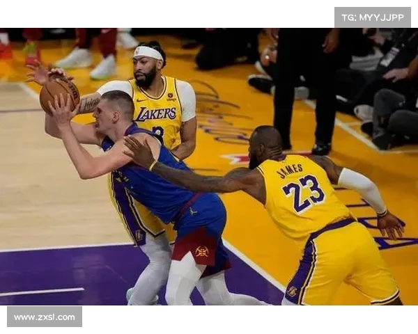 NBA球票价格走势分析与影响因素探讨 解析各队票价差异及观赛体验 NBA球票价格走势分析与影响因素探讨 解析各队票价差异及观赛体验